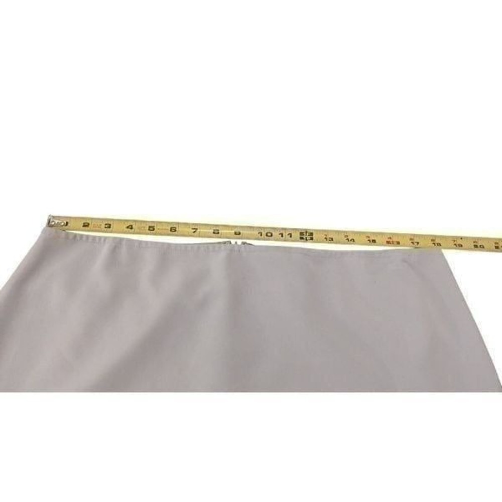 St‎ John Skirt Size 16 Light Grey Pencil Skirt Knee Length Zipper Made in USA - Picture 5 of 9